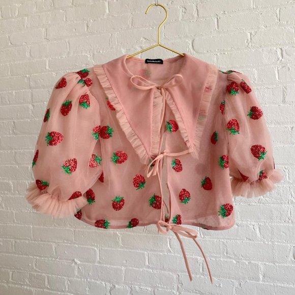 ISO lirika matoshi strawberry top - Picture 1 of 1